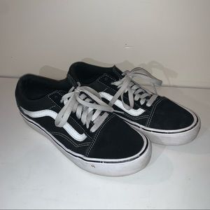 Black Vans with Ultra Cush